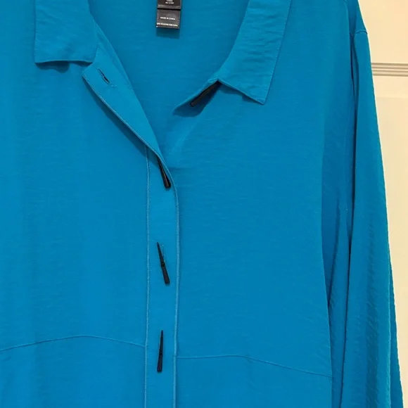 Ali Miles Teal Button-Down Shirt - Picture 3 of 4